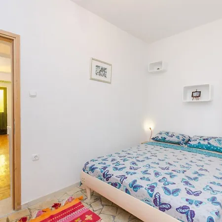 Domitrovic Apartment *