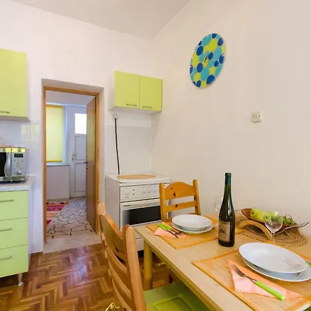 Apartment Domitrovic